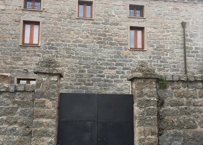 Dimora Storica Gallurese Vicino Al