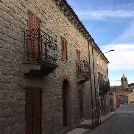 Dimora Storica Gallurese Vicino Al Sant'Antonio di Gallura