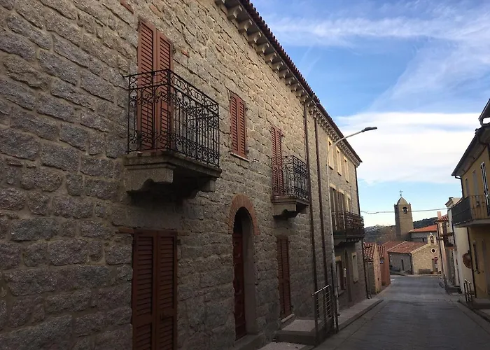 Dimora Storica Gallurese Vicino Al Sant Antonio Di Gallura